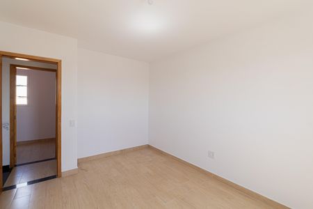 Casa de condomínio à venda com 118m², 2 quartos e 2 vagas Casa de condomínio à venda com 118m², 2 quartos e 2 vagasSuíte 2