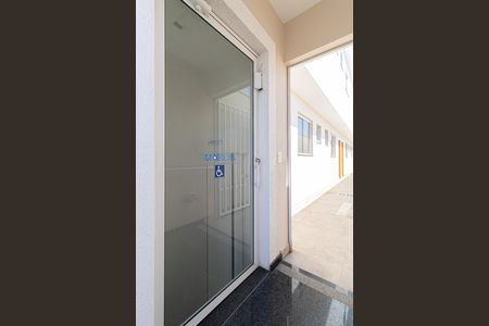 Casa de condomínio à venda com 118m², 2 quartos e 2 vagas Casa de condomínio à venda com 118m², 2 quartos e 2 vagasÁrea comum