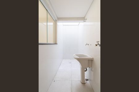 Casa de condomínio à venda com 117m², 2 quartos e 2 vagasÁrea de Serviço