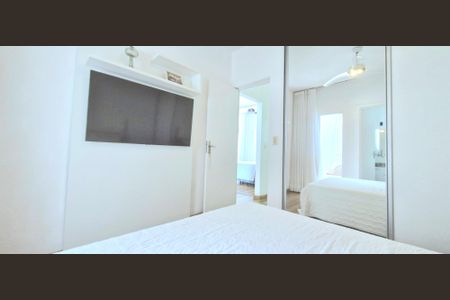 Casa à venda com 87m², 3 quartos e 2 vagasSuíte