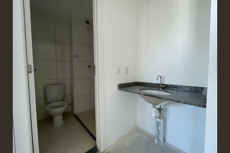 Apartamento à venda com 35m², 2 quartos e 1 vaga Apartamento à venda com 35m², 2 quartos e 1 vagaBanheiro