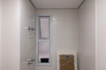 Apartamento à venda com 59m², 2 quartos e 1 vaga Apartamento à venda com 59m², 2 quartos e 1 vagaBanheiro Social