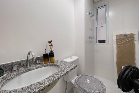 Apartamento à venda com 59m², 2 quartos e 1 vaga Apartamento à venda com 59m², 2 quartos e 1 vagaBanheiro Social