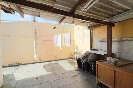 Casa à venda com 120m², 1 quarto e 1 vagaÁrea de Serviço