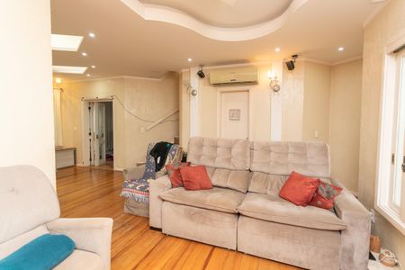 Casa à venda com 326m², 4 quartos e 2 vagasSala 1