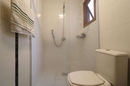 Apartamento à venda com 81m², 2 quartos e 2 vagasBanheiro da Suíte