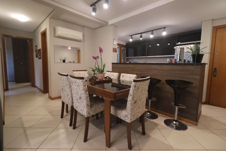 Apartamento à venda com 81m², 2 quartos e 2 vagasSala