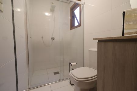 Apartamento à venda com 81m², 2 quartos e 2 vagasBanheiro da Suíte