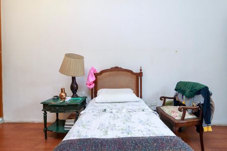 Casa à venda com 380m², 3 quartos e 4 vagas Casa à venda com 380m², 3 quartos e 4 vagasSuíte