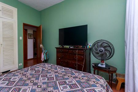 Casa à venda com 380m², 3 quartos e 4 vagas Casa à venda com 380m², 3 quartos e 4 vagasQuarto 1