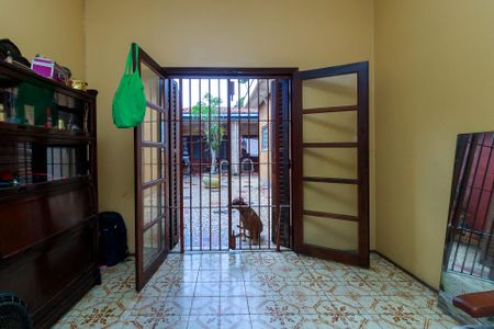 Casa à venda com 380m², 3 quartos e 4 vagas Casa à venda com 380m², 3 quartos e 4 vagasQuarto 2