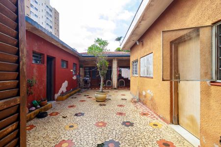 Casa à venda com 380m², 3 quartos e 4 vagas Casa à venda com 380m², 3 quartos e 4 vagasQuarto 2 - Vista