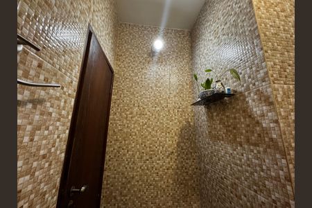 Casa à venda com 350m², 8 quartos e 2 vagasBanheiro 4