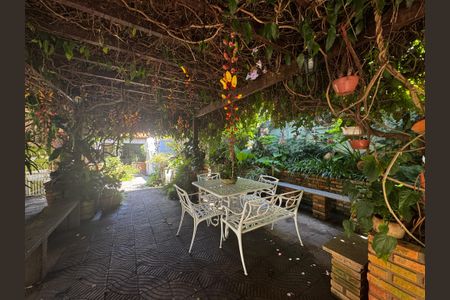 Casa à venda com 350m², 8 quartos e 2 vagasJardim