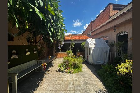 Casa à venda com 350m², 8 quartos e 2 vagasQuintal