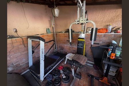 Casa à venda com 350m², 8 quartos e 2 vagasÁrea de lazer - Academia