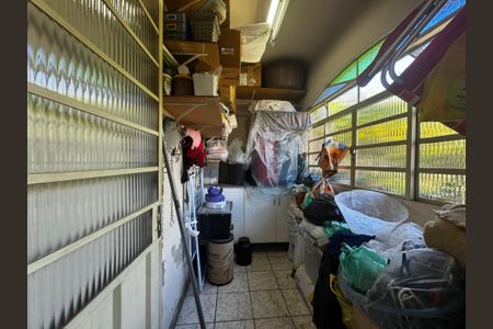 Casa à venda com 350m², 8 quartos e 2 vagasQuarto área de serviço