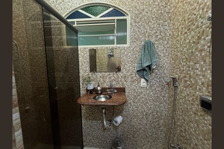 Casa à venda com 350m², 8 quartos e 2 vagasBanheiro 4