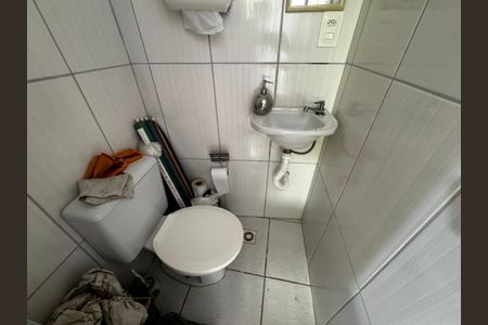 Casa à venda com 350m², 8 quartos e 2 vagasBanheiro 3 - suíte 3 - loja