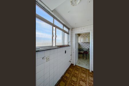 Apartamento à venda com 96m², 2 quartos e 1 vagaÁrea de Serviço