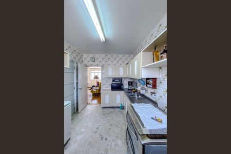 Apartamento à venda com 96m², 2 quartos e 1 vagaCozinha