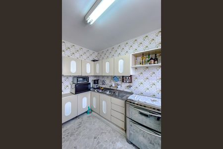 Apartamento à venda com 96m², 2 quartos e 1 vagaCozinha