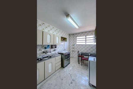 Apartamento à venda com 96m², 2 quartos e 1 vagaCozinha