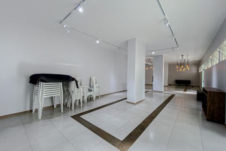 Apartamento à venda com 96m², 2 quartos e 1 vagaÁrea comum