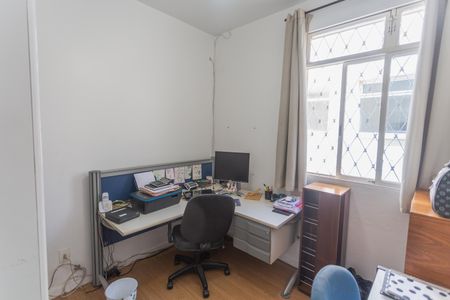 Apartamento à venda com 300m², 4 quartos e 2 vagasQuarto 3