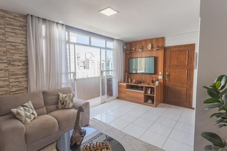 Apartamento à venda com 300m², 4 quartos e 2 vagasSala