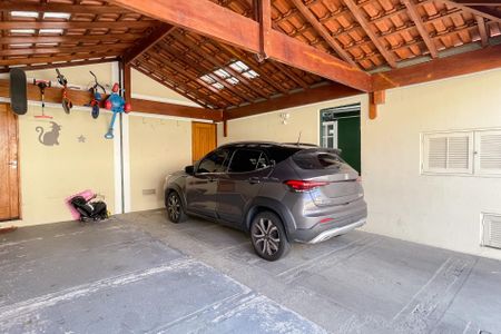 Casa de condomínio à venda com 100m², 2 quartos e 2 vagas Casa de condomínio à venda com 100m², 2 quartos e 2 vagasGaragem