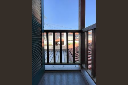 Casa de condomínio à venda com 100m², 2 quartos e 2 vagas Casa de condomínio à venda com 100m², 2 quartos e 2 vagasSacada - Suíte