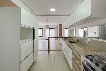 Casa de condomínio à venda com 100m², 2 quartos e 2 vagas Casa de condomínio à venda com 100m², 2 quartos e 2 vagasCozinha