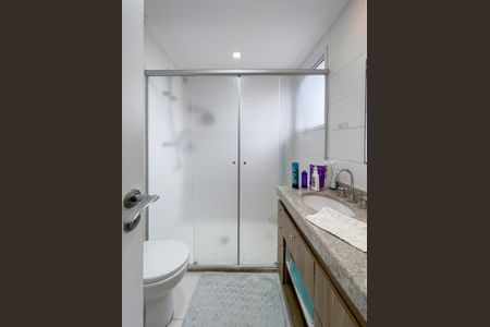 Apartamento à venda com 128m², 3 quartos e 2 vagas Apartamento à venda com 128m², 3 quartos e 2 vagasBanheiro da Suíte 3