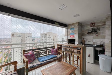 Apartamento à venda com 128m², 3 quartos e 2 vagas Apartamento à venda com 128m², 3 quartos e 2 vagasSacada