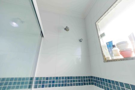 Casa de condomínio à venda com 400m², 3 quartos e 2 vagas Casa de condomínio à venda com 400m², 3 quartos e 2 vagasBanheiro da Suíte 1