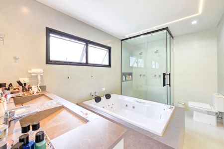 Casa para alugar com 422m², 4 quartos e 3 vagasBanheiro da Suíte 2