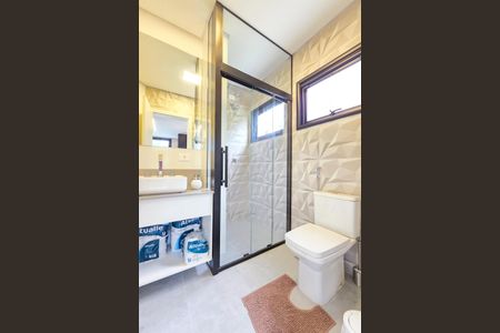 Casa para alugar com 422m², 4 quartos e 3 vagasBanheiro