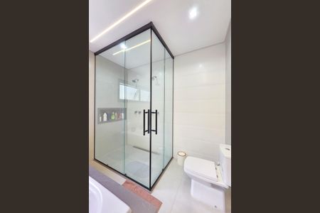 Casa para alugar com 422m², 4 quartos e 3 vagasBanheiro da Suíte 2