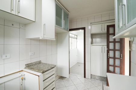 Apartamento à venda com 70m², 2 quartos e 1 vaga Apartamento à venda com 70m², 2 quartos e 1 vagaCozinha e Área de Serviço