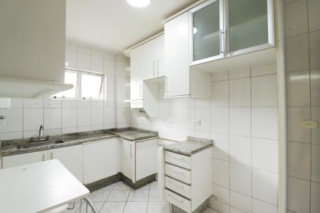 Apartamento à venda com 70m², 2 quartos e 1 vaga Apartamento à venda com 70m², 2 quartos e 1 vagaCozinha e Área de Serviço