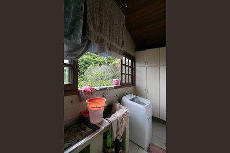 Casa à venda com 1100m², 5 quartos e 10 vagas Casa à venda com 1100m², 5 quartos e 10 vagasÁrea de Serviço