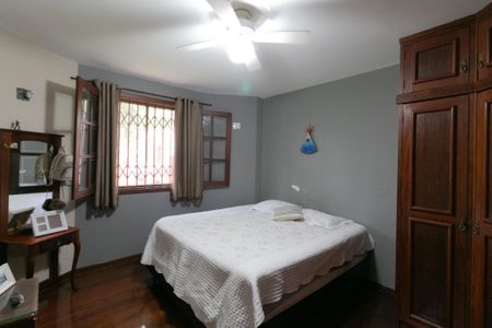 Casa à venda com 1100m², 5 quartos e 10 vagas Casa à venda com 1100m², 5 quartos e 10 vagasQuarto 3