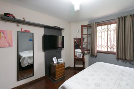 Casa à venda com 1100m², 5 quartos e 10 vagas Casa à venda com 1100m², 5 quartos e 10 vagasQuarto 3