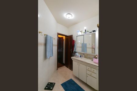 Casa à venda com 1100m², 5 quartos e 10 vagas Casa à venda com 1100m², 5 quartos e 10 vagasBanheiro da Suíte