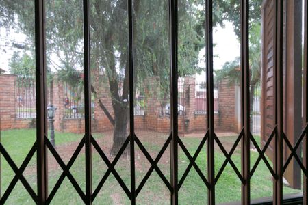 Casa à venda com 1100m², 5 quartos e 10 vagas Casa à venda com 1100m², 5 quartos e 10 vagasVista do Quarto 3