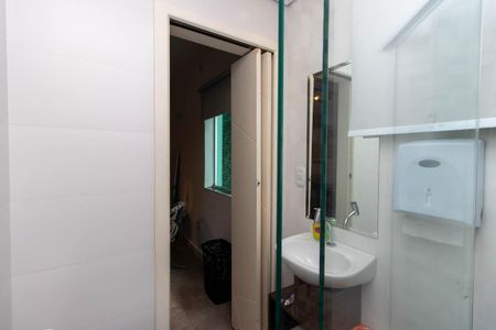 Casa para alugar com 500m², 6 quartos e 6 vagasBanheiro do Quarto 2