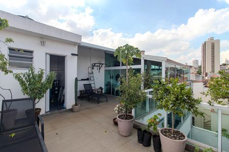 Casa para alugar com 500m², 6 quartos e 6 vagasCobertura