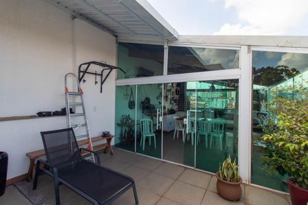 Casa para alugar com 500m², 6 quartos e 6 vagasCobertura