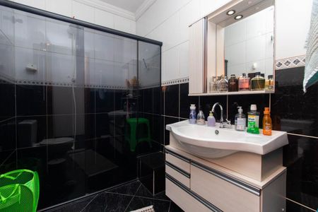 Casa para alugar com 500m², 6 quartos e 6 vagasBanheiro do Quarto 4